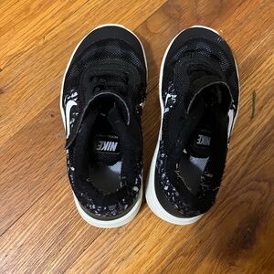 Nike Kids Black and White Sneakers